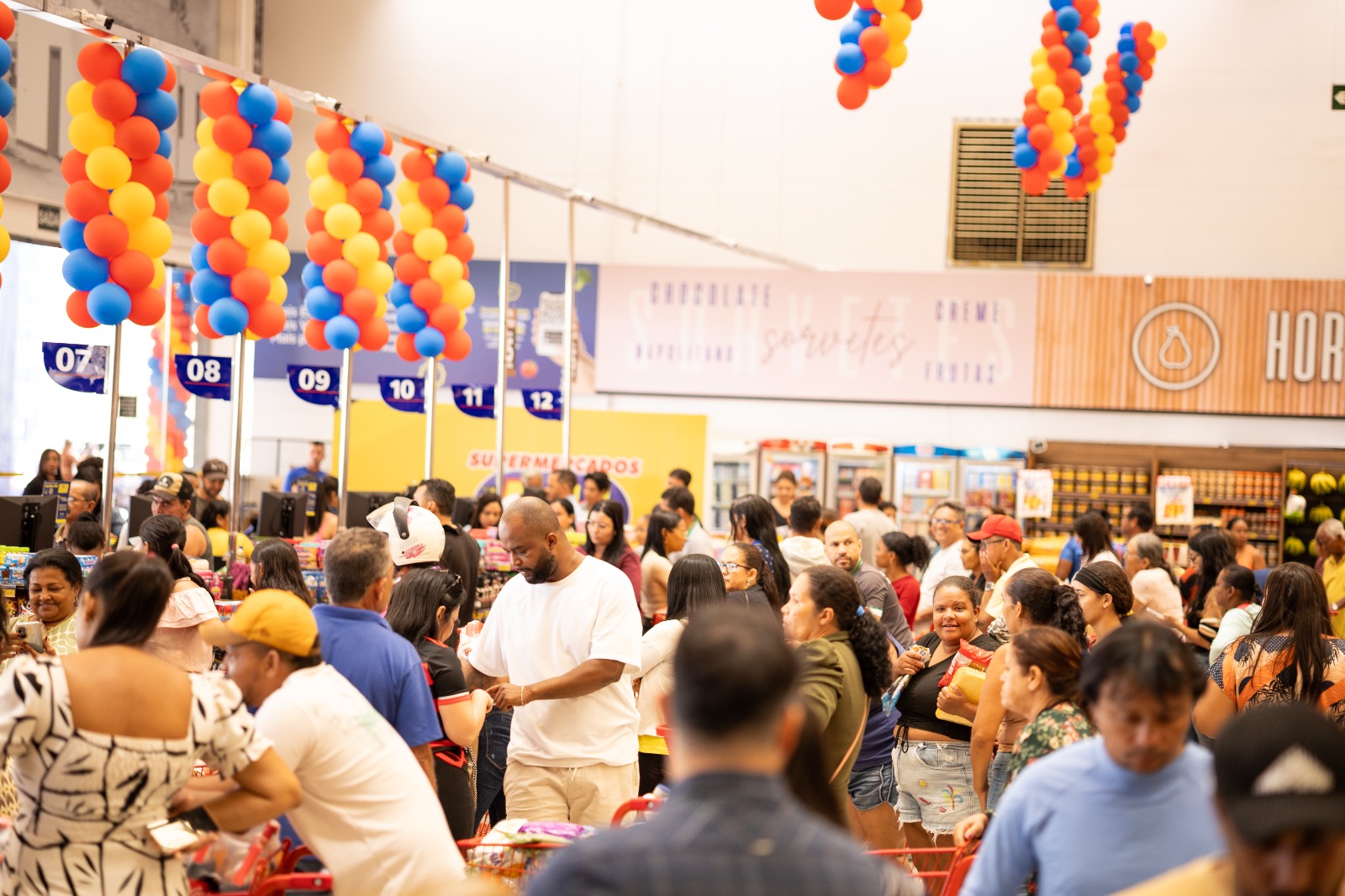 Supermercados BH inaugura primeira loja em Taiobeiras e reforça presença no Norte de Minas